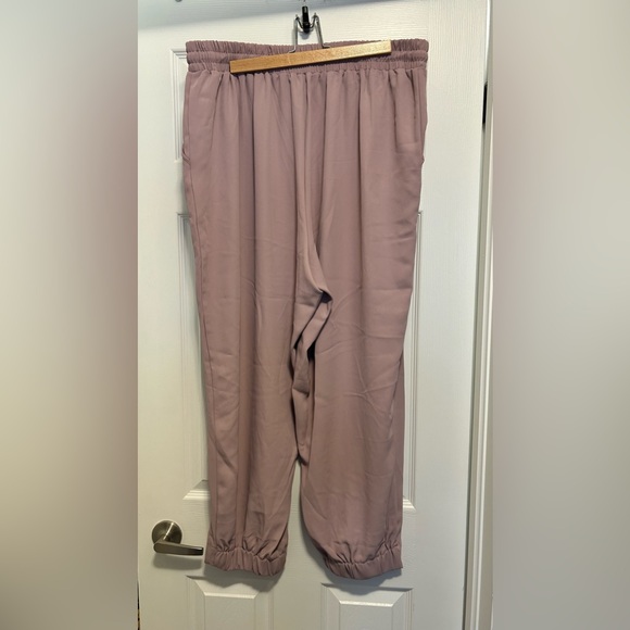 Plus size, two pieces, pants and short-sleeved shirt. - Picture 4 of 8